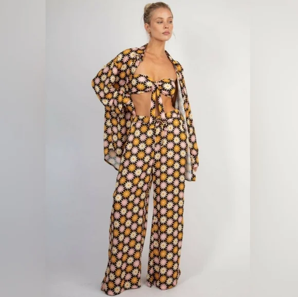 ✌️ Resa Miley 2 Piece Matching Set - Flower Power - Picture 2 of 6